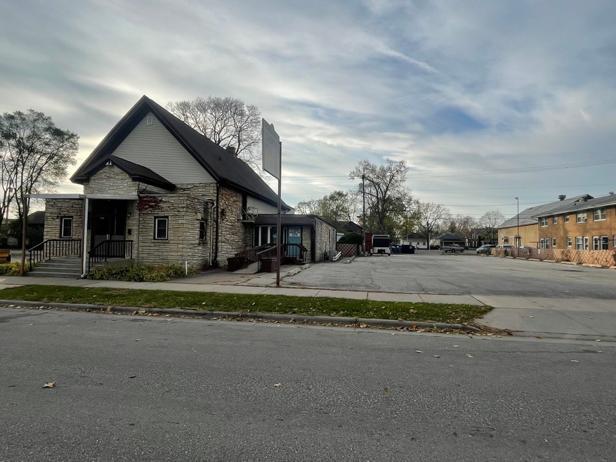 726 7th St S unit 720 -726, La Crosse, WI 54601 - photo 1