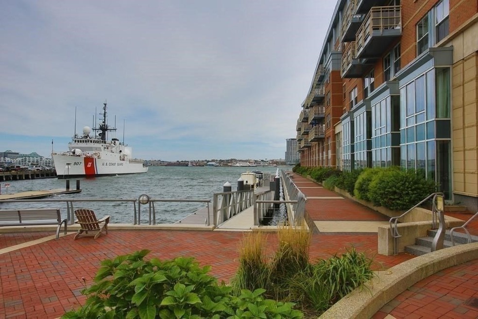 3 Battery Wharf unit 3403, Boston, MA 02109 - photo 1