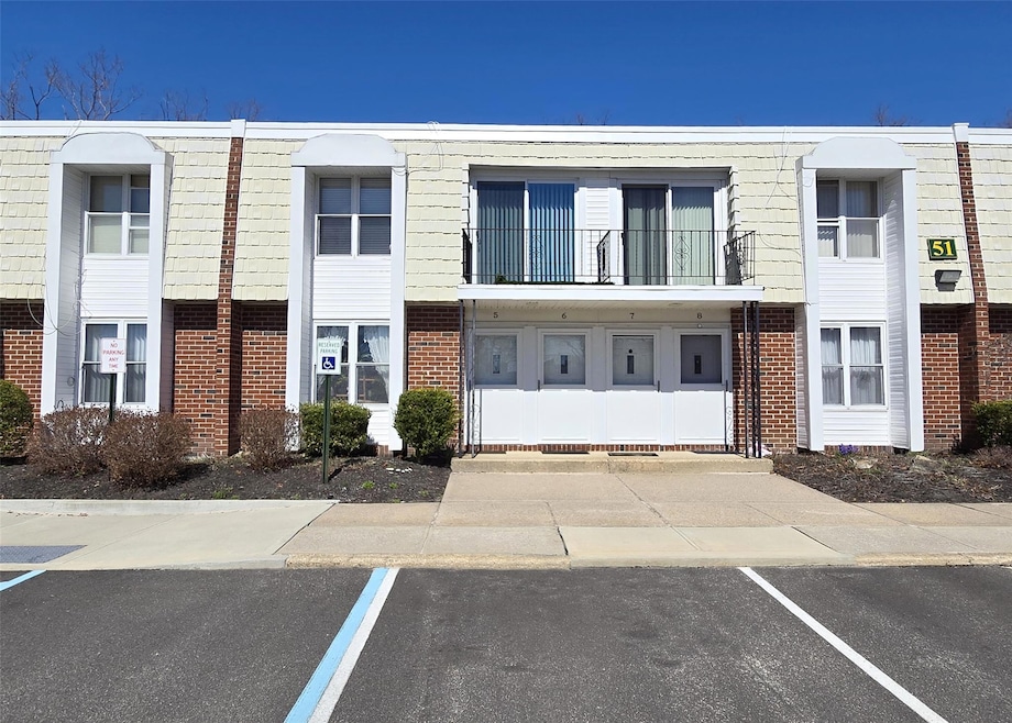 For Sale $199,000 • Co-Listing Agent