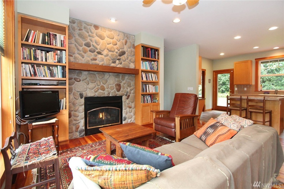 10709 SW Cowan Rd, Vashon, WA 98070 - photo 1