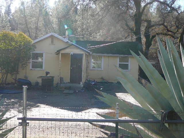 1361 Branstetter Ln, Redding, CA 96001 - photo 1
