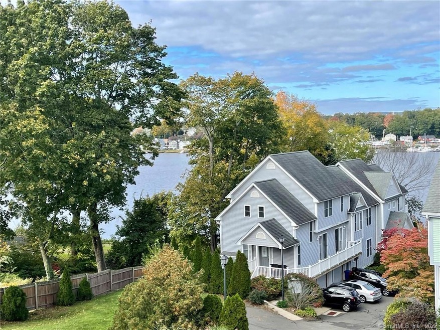Gorgeous views of the Quinnipiac River.