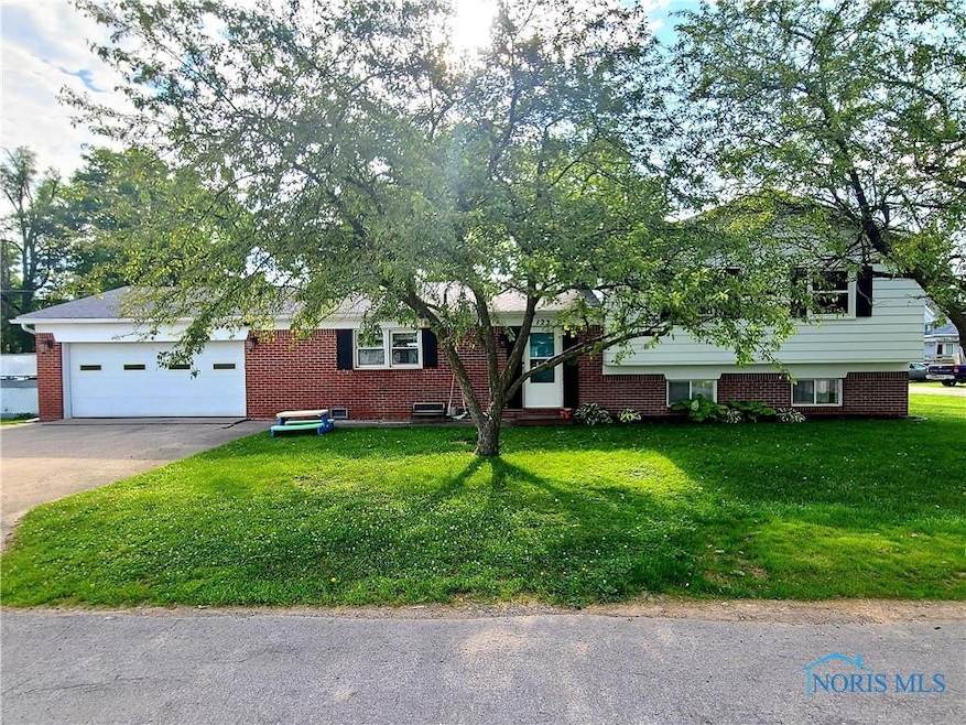 123 S High St, West Unity, OH 43570 - photo 1