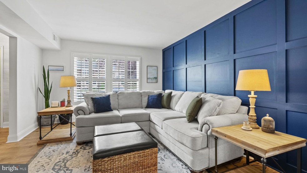 5916 Kingsford Rd unit 355, Springfield, VA 22152 - photo 1