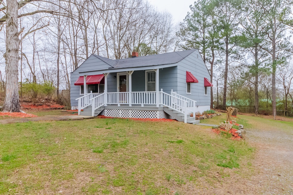203 Cavender St, LaFayette, GA