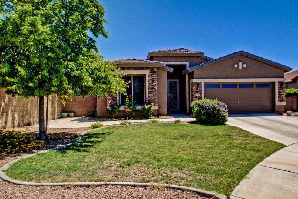 1 FRONT OF HOME