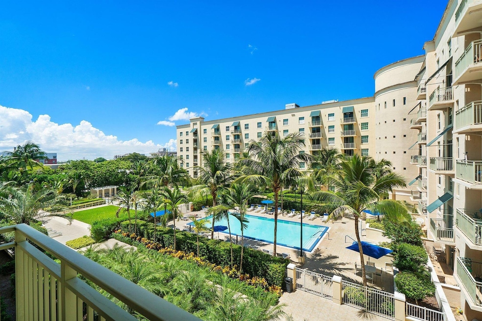 610 Clematis St unit 523, West Palm Beach, FL 33401 - photo 1