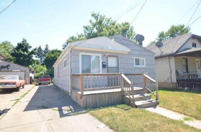 927 Lexington Ave, Flint, MI 48507 - photo 1