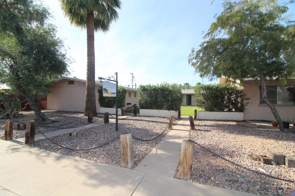 2012 S Granada Dr unit A, Tempe, AZ 85282 - photo 1