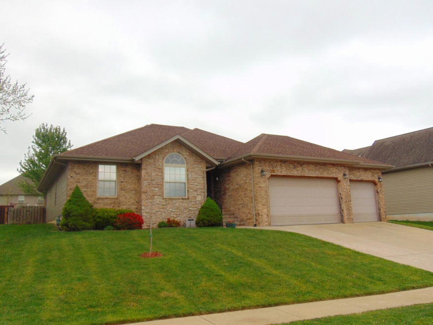 620 N Althea Ave, Nixa, MO 65714 - photo 1