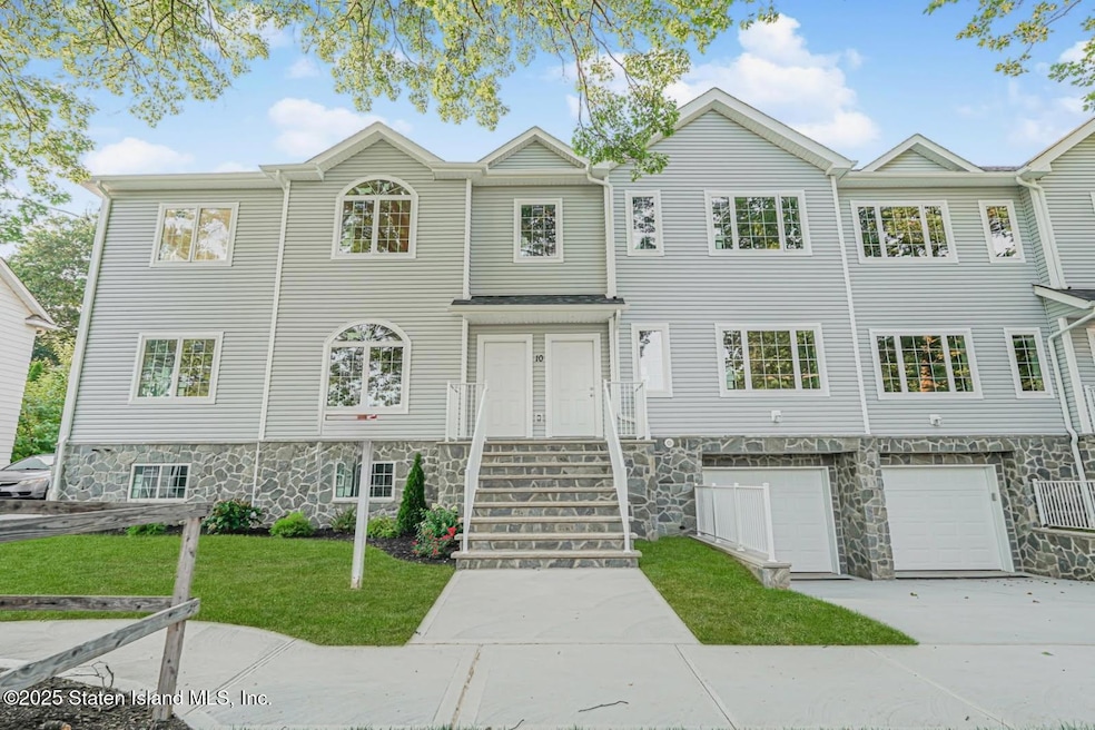 10 Ludwig St, Staten Island, NY 10310 - photo 1