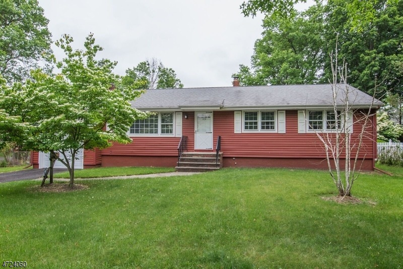 100 E Liberty Ave, Hillsdale, NJ 07642 - photo 1