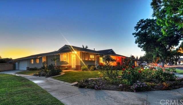 Wonderful Corner Lot!