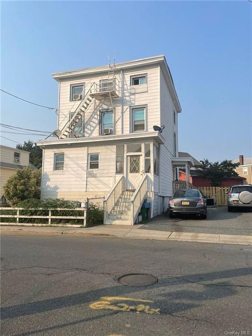 57 West St, Haverstraw, NY 10927 - photo 1