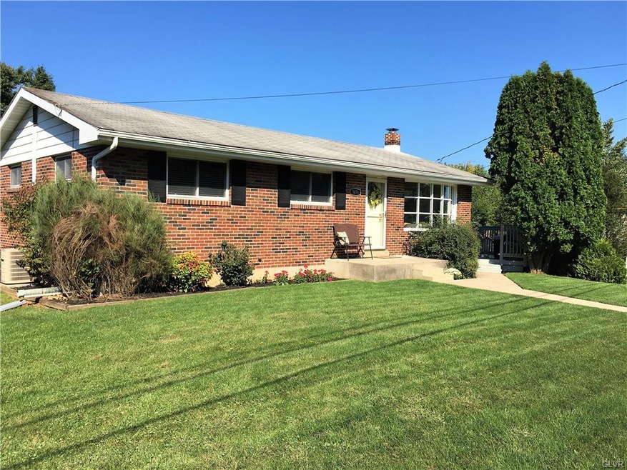 1614 Ravena St, Bethlehem, PA 18015 - photo 1