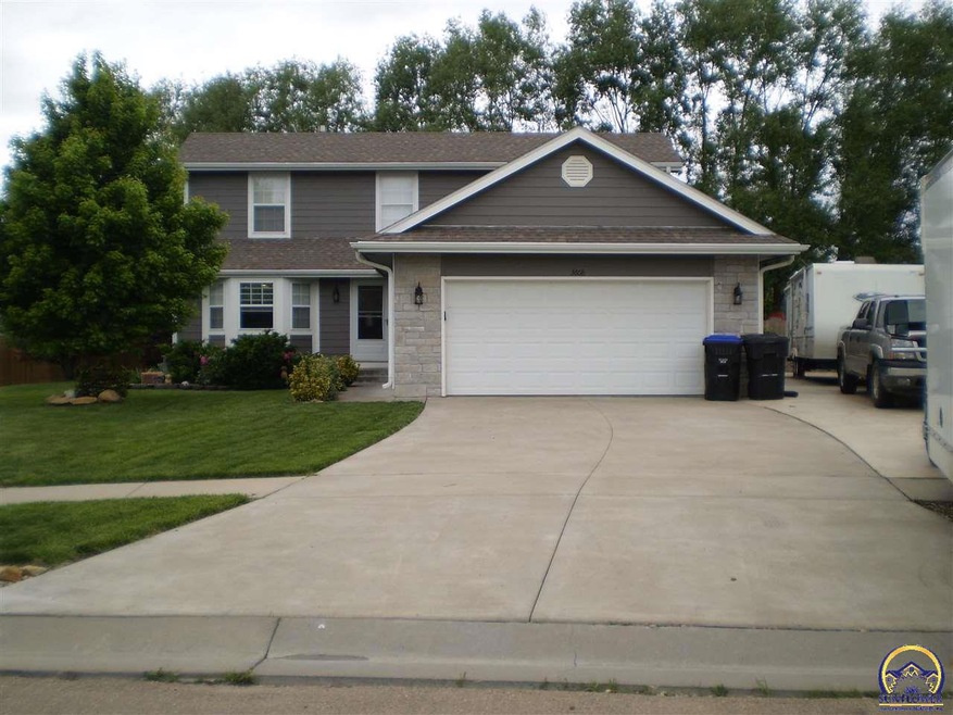3608 SW Palmer Ct, Topeka, KS 66610 - photo 1