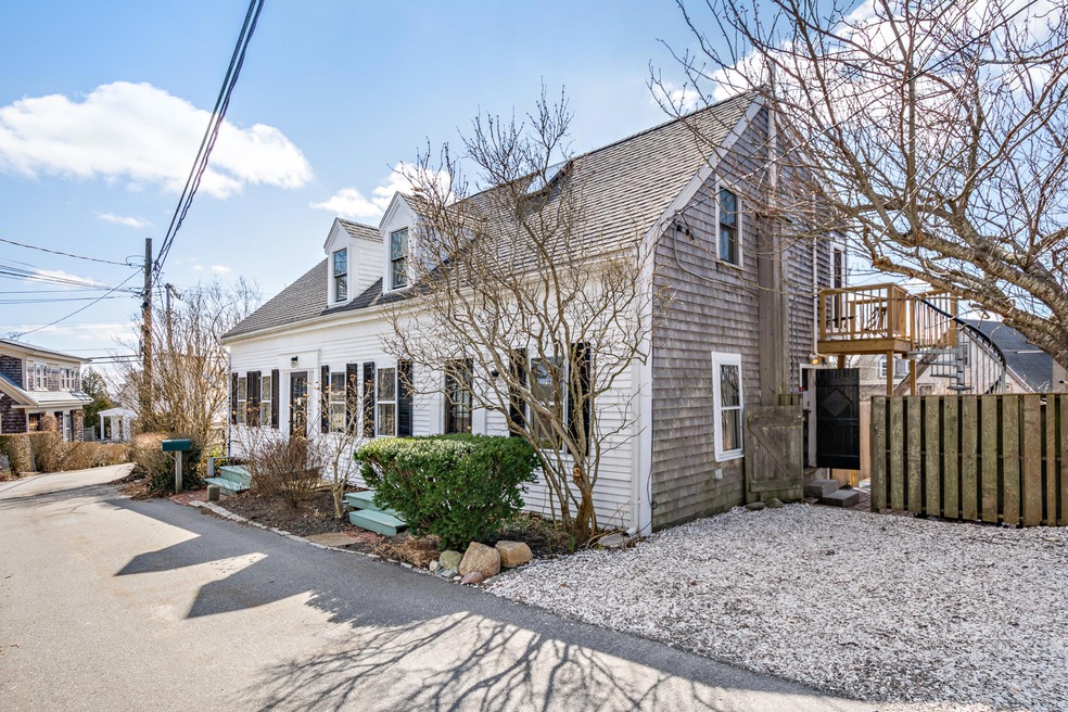22 Mechanic Street, Provincetown MA-2