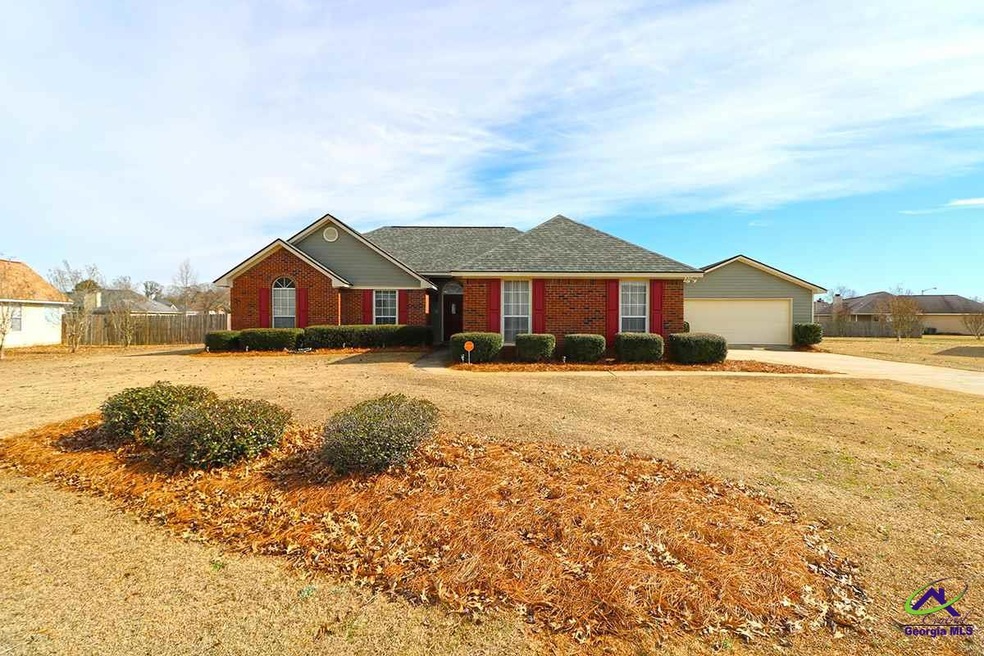 216 Settlers Trail, Warner Robins, GA 31088 - photo 1