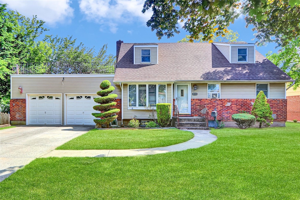 181 Maple Ave, East Meadow, NY 11554 - photo 1