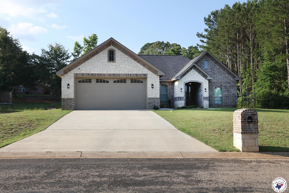 For Sale $372,500