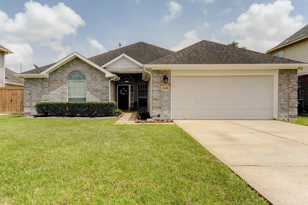 1446 Barras St, Alvin, TX 77511 - photo 1
