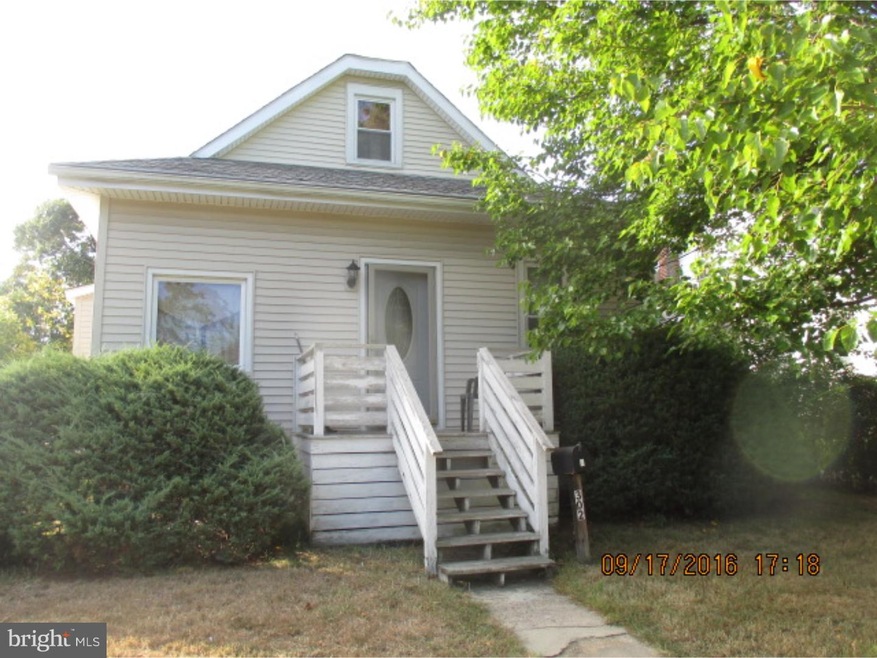302 E Linden Ave, Lindenwold, NJ 08021 - photo 1