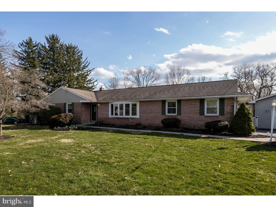 664 Park Rd, Lansdale, PA 19446 - photo 1