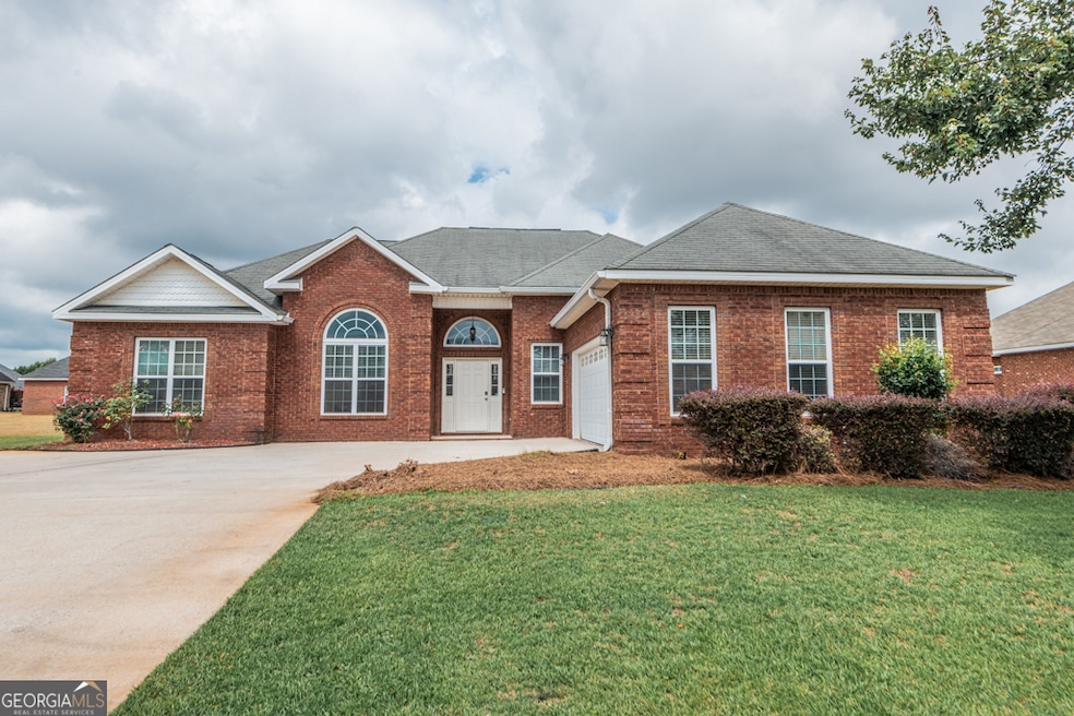 108 Bromley Way, Warner Robins, GA 31088 - photo 1