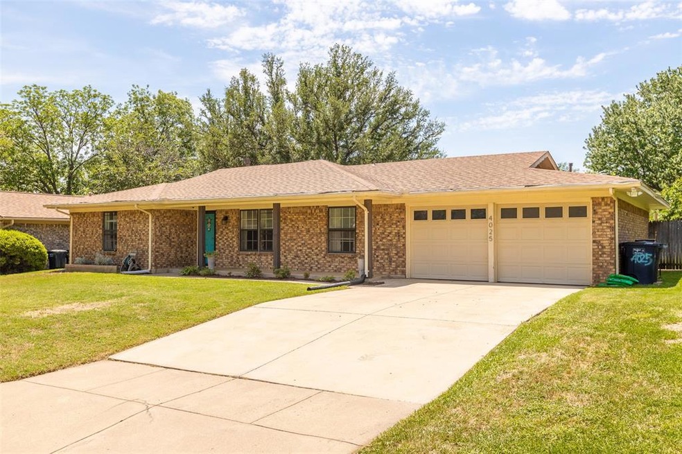 4025 Aragon Dr, Fort Worth, TX 76133 - photo 1