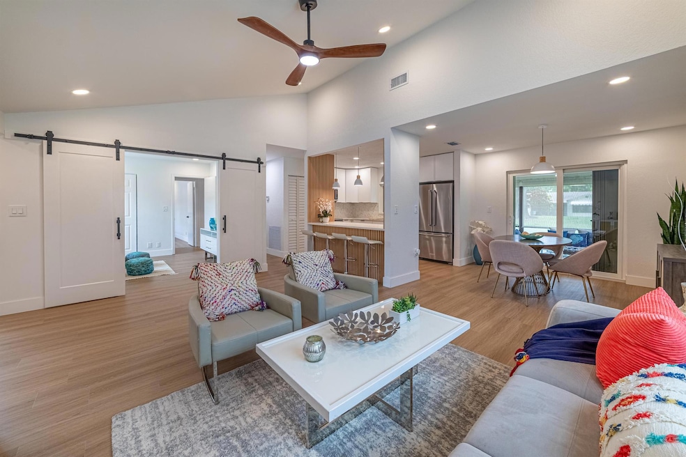 18085 102nd Way S, Boca Raton, FL 33498 - photo 1