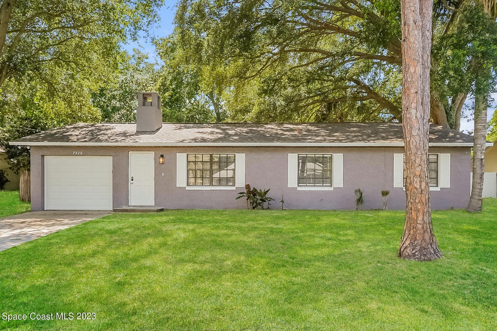 016-photo-front-view-12783932