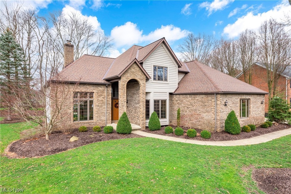 View of front of house with a front yard