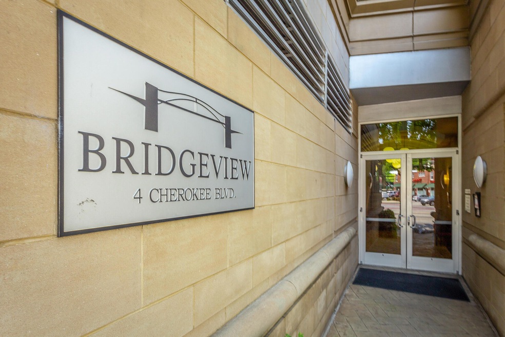 4 Cherokee Blvd. HD-82