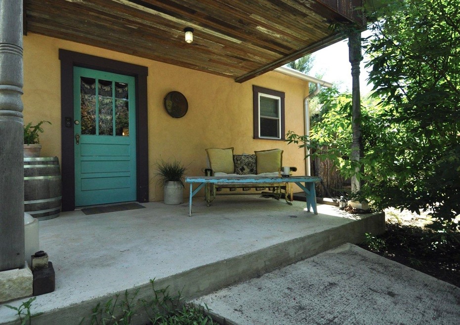 507 W Peach St, Fredericksburg, TX 78624 - photo 1