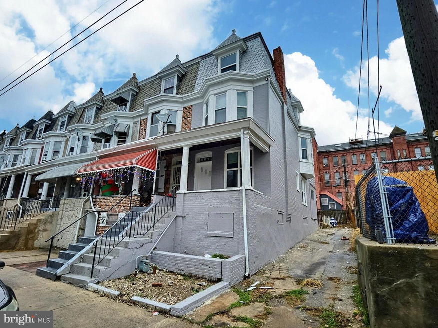 1211 Mulberry St, Reading, PA 19604 - photo 1