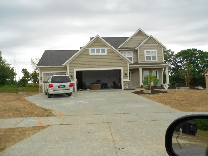 1220 Shadow Hills 001