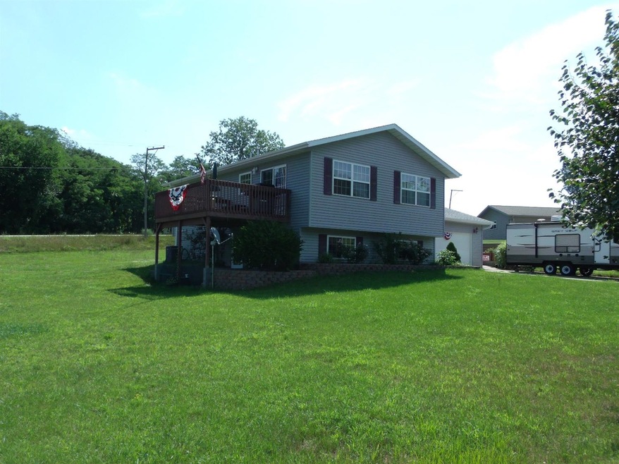 4023 N Paden Dr, La Porte, IN 46350 - photo 1