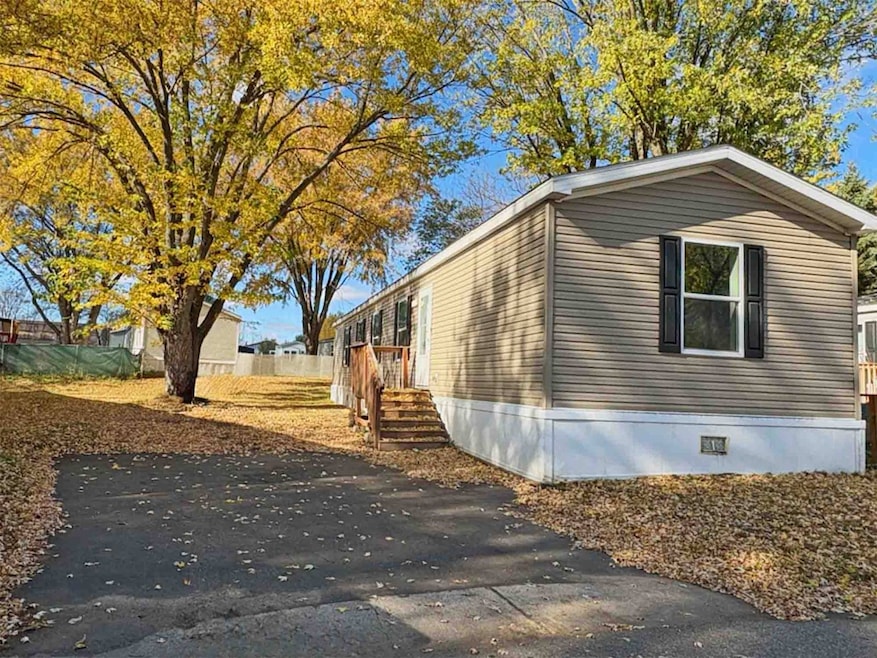 149 Hi Vue Dr, Sartell, MN 56377 - photo 1