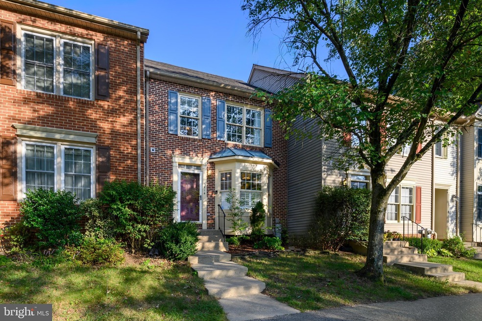 6214 Stratford Ct, Elkridge, MD 21075 - photo 1