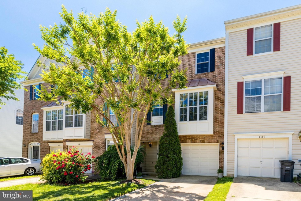 2466 Laura Mark Ln, Herndon, VA 20171 - photo 1