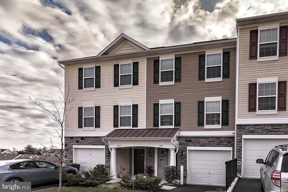 2910 Chinkapin Oak Ln unit 186, Woodbridge, VA 22191 - photo 1