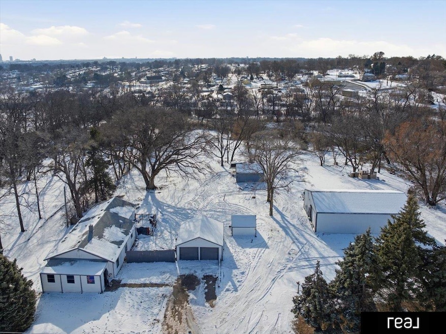 5057 Kansas Ave, Omaha, NE 68104 - photo 1