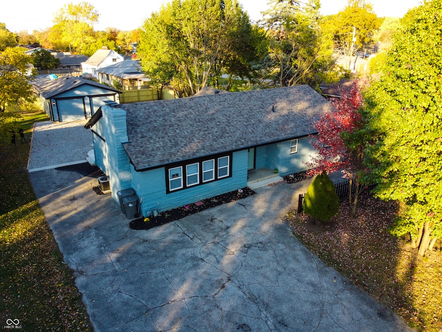 7114 E 10th St, Indianapolis, IN 46219 - photo 1