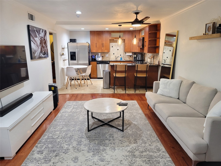 5326 Fleetwood Oaks Ave unit 149, Dallas, TX 75235 - photo 1