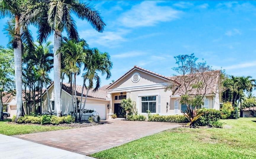 3140 Maple Ln, Davie, FL 33328 - photo 1