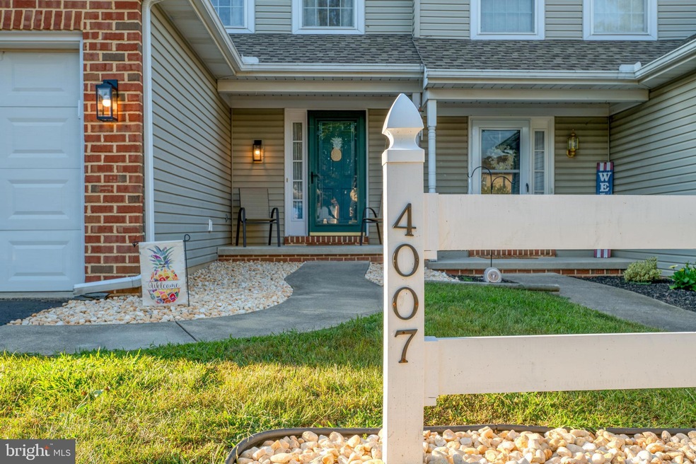 4007 Parkside Ct, Mount Joy, PA 17552 - photo 1