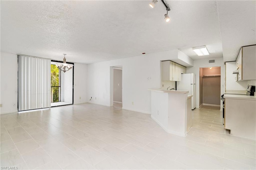 13605 Eagle Ridge Dr unit 1723, Fort Myers, FL 33912 - photo 1