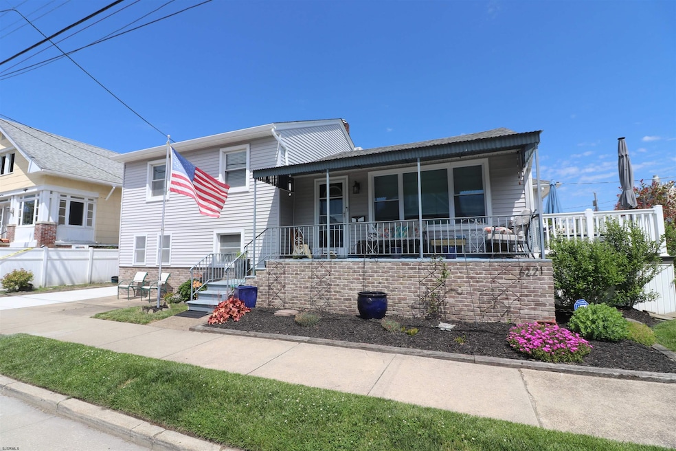 For Rent $1,900/month