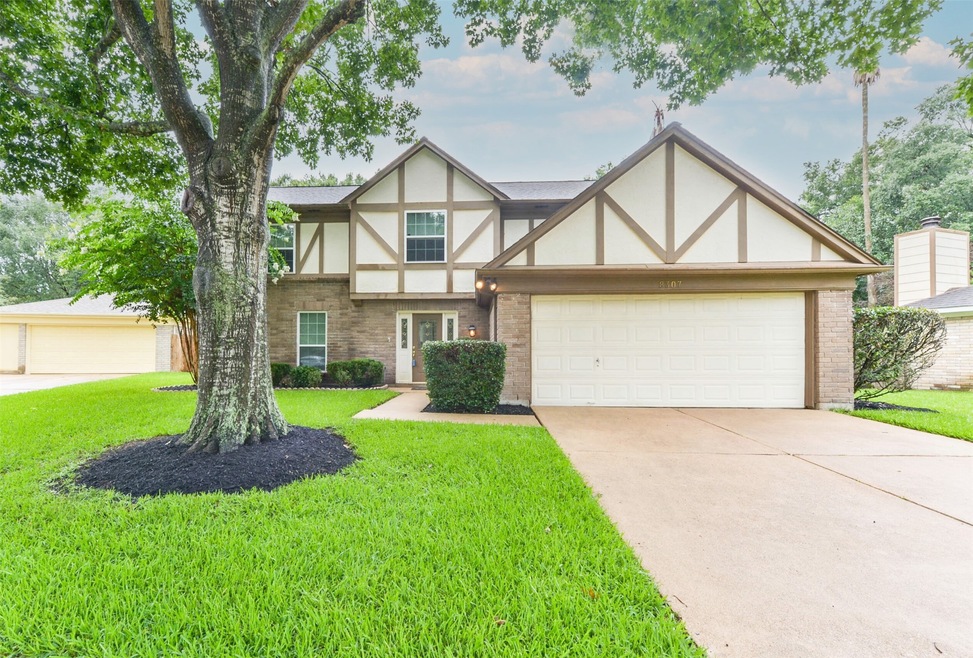 8307 Hot Springs Dr, Houston, TX 77095 - photo 1