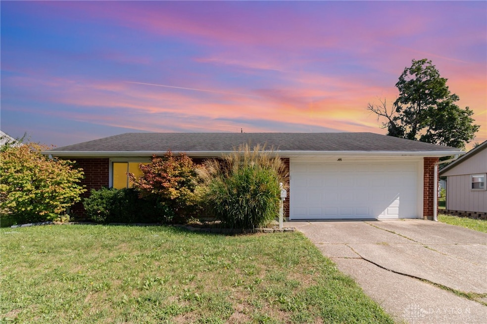 388 Thomas Dr, Franklin, OH 45005 - photo 1